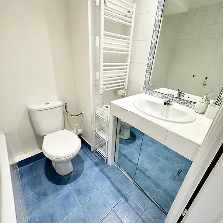 1 Bedroom Plein Centre Juan Les Pins