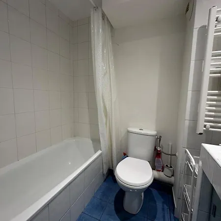 2p Full Center Juan Les Pins Near Sea Parking * 昂蒂布