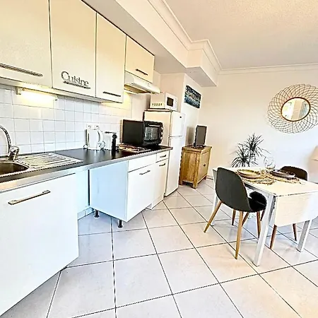 Апартаменты 2p Full Center Juan Les Pins Near Sea Parking