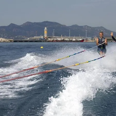 2p Full Center Juan Les Pins Near Sea Parking