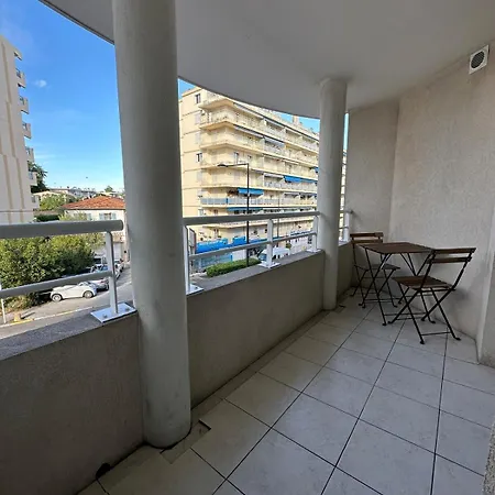 2p Full Center Juan Les Pins Near Sea Parking