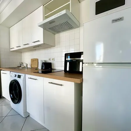 2p Full Center Juan Les Pins Near Sea Parking 公寓 *