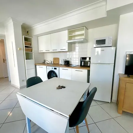 2p Full Center Juan Les Pins Near Sea Parking