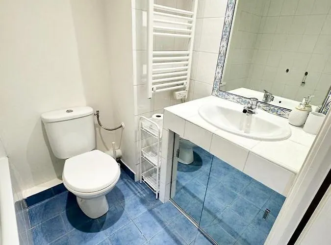 1 Bedroom Plein Centre Juan Les Pins