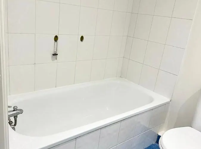 1 Bedroom Plein Centre Juan Les Pins * Antibes